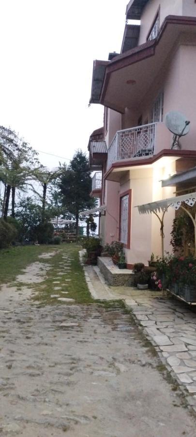 Ifseen Villa Pelling Esterno foto