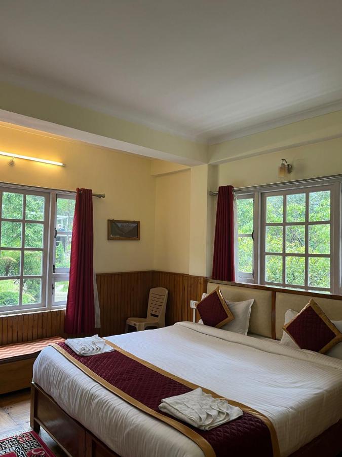 Ifseen Villa Pelling Esterno foto
